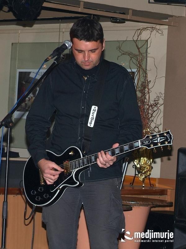 PALADIN 22.10.2011. PALADIN 22.10.2011.