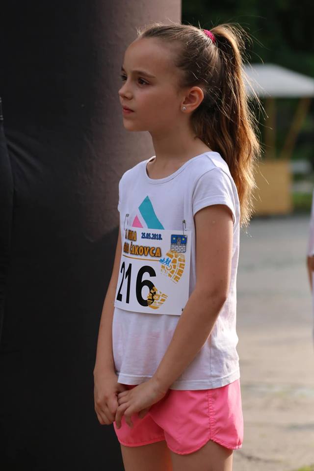 3349004110215114563874438292286