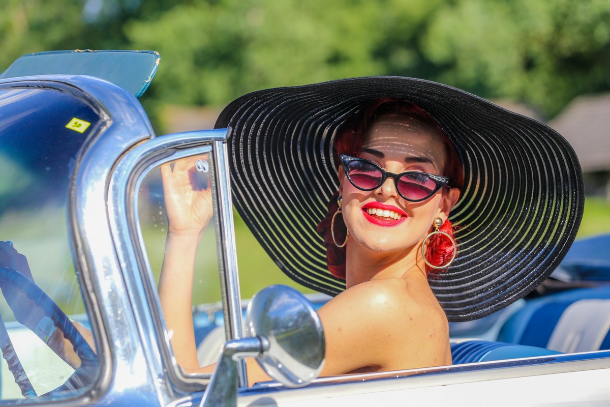 Trash and Burn – pin up djevojke (Subota, 24.6.2018.)