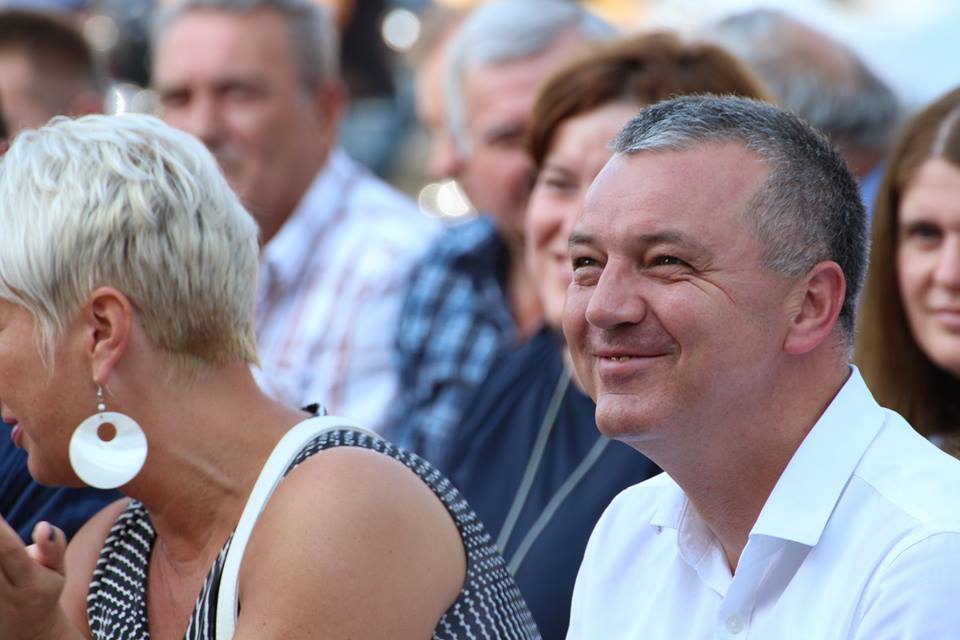 1406419717813309421516502414824