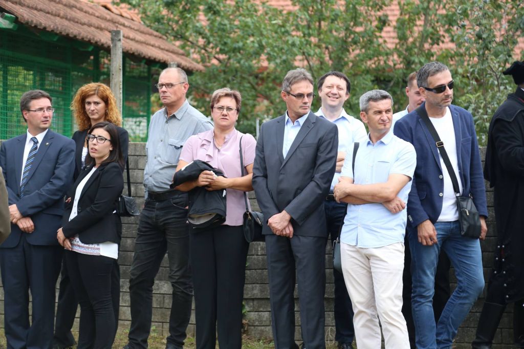 2145841910212942439652690197990