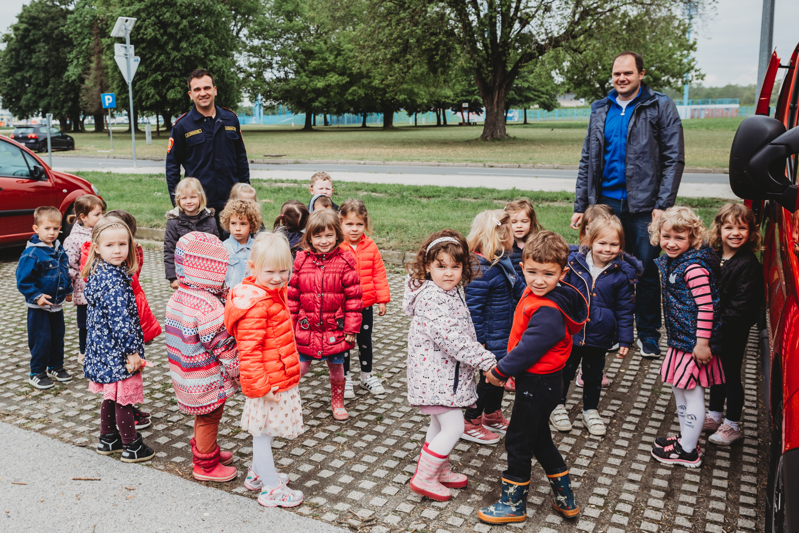 Mališani iz Dječjeg vrtića Cipelica posjetili vatrogasce