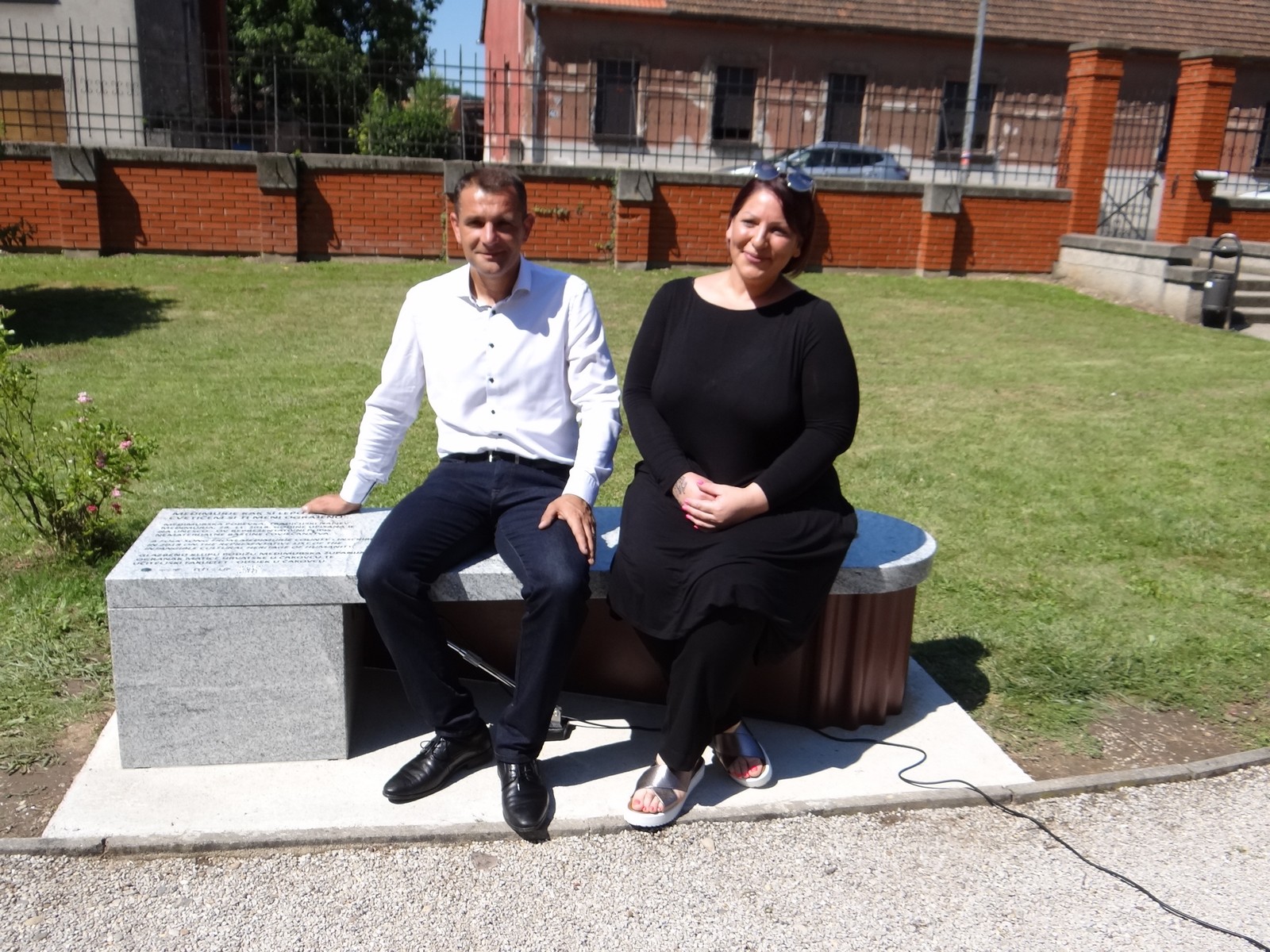 Ispred Učiteljskog fakulteta postavljena glazbena klupa posvećena međimurskoj popevki