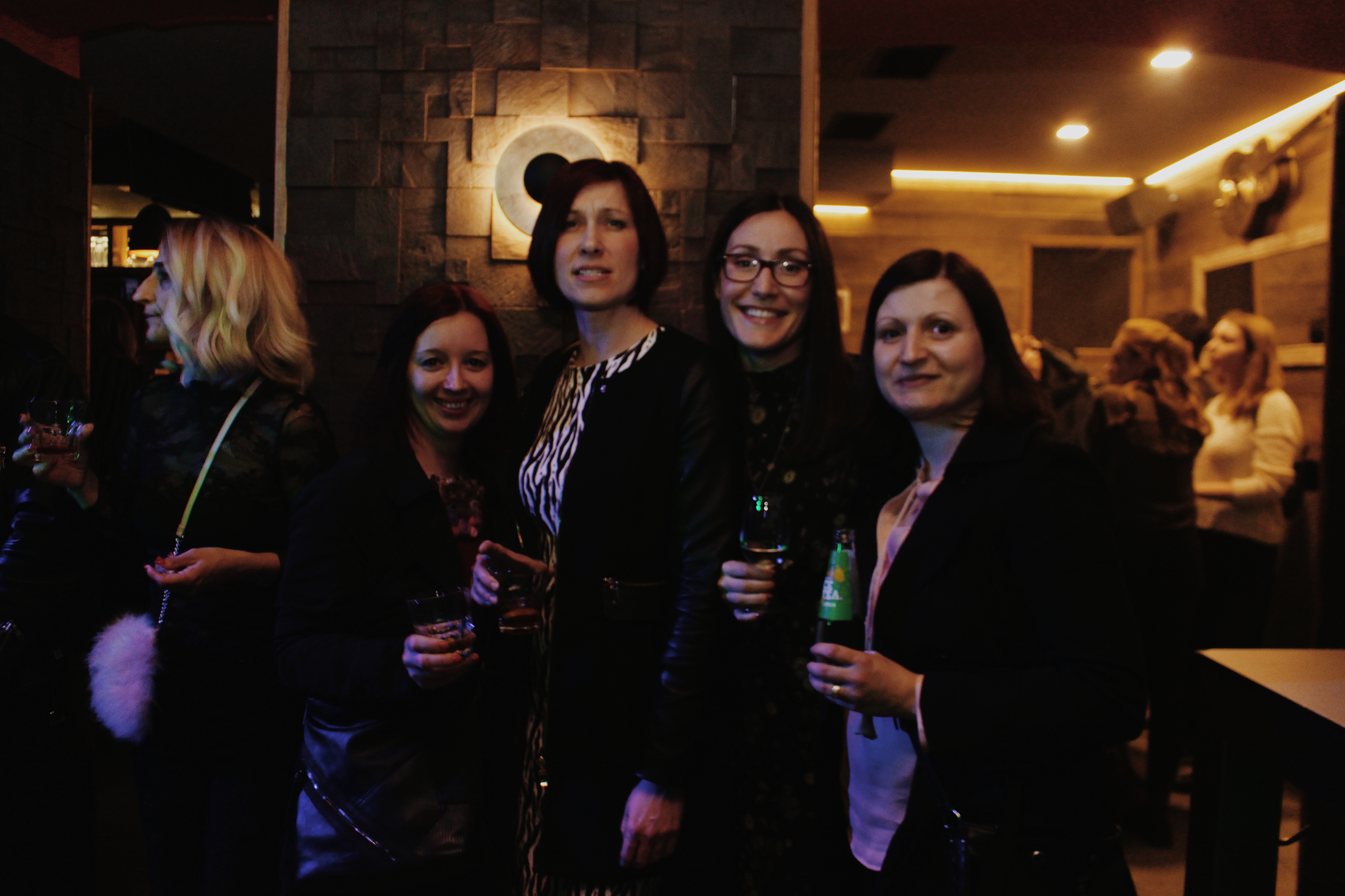 Podroom Drink & Music Club