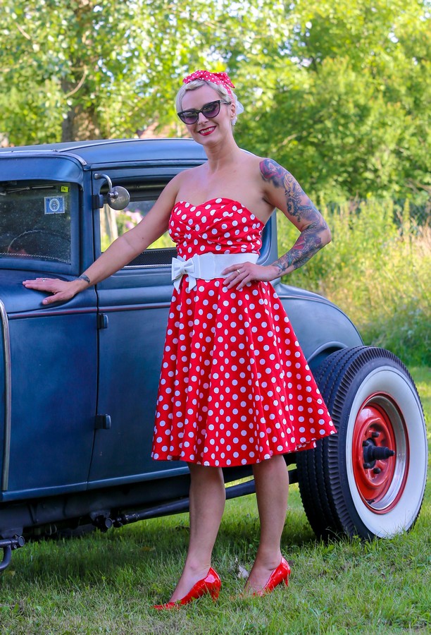 Trash and Burn – pin up djevojke (Subota, 24.6.2018.)