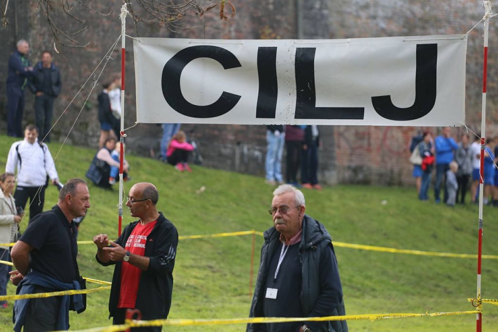 2269016110213284888573699949775