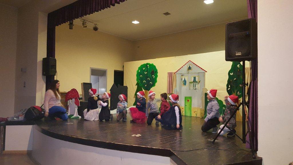 Zapaljena prva adventska svijeća u Svetoj Mariji