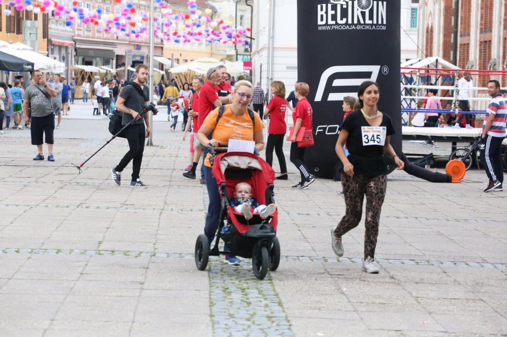 3356919110215114568354550398258