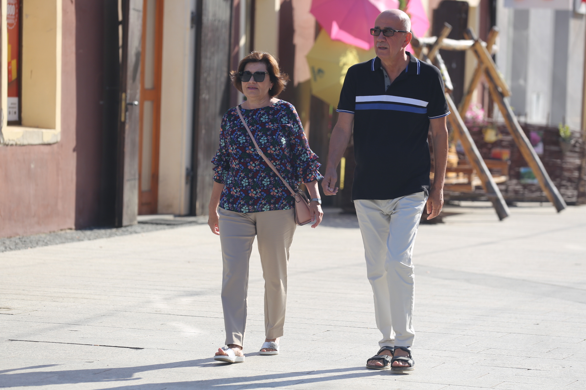 KLIKOM PO ČAKOVCU Ugodna i topla ljetna subota izmamila šetače na ulice