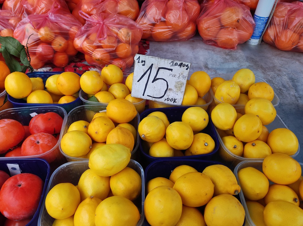ČAKOVEČKI SAJAM Nema čega nema pa čak i – božićnih žaruljica!
