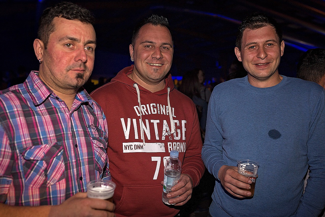 Haris Džinović raspjevao brojnu publiku na Mesapu u Nedelišću