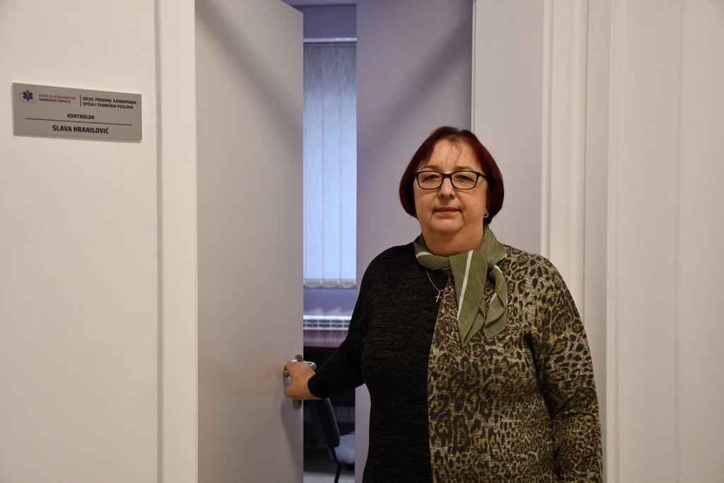 Medicinska sestra Slava Hranilović iz Podturna već pune 42 godine radi u službi zdravlja