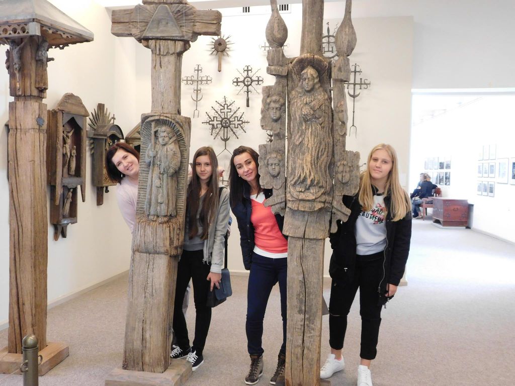 1503443090788068934706712252415