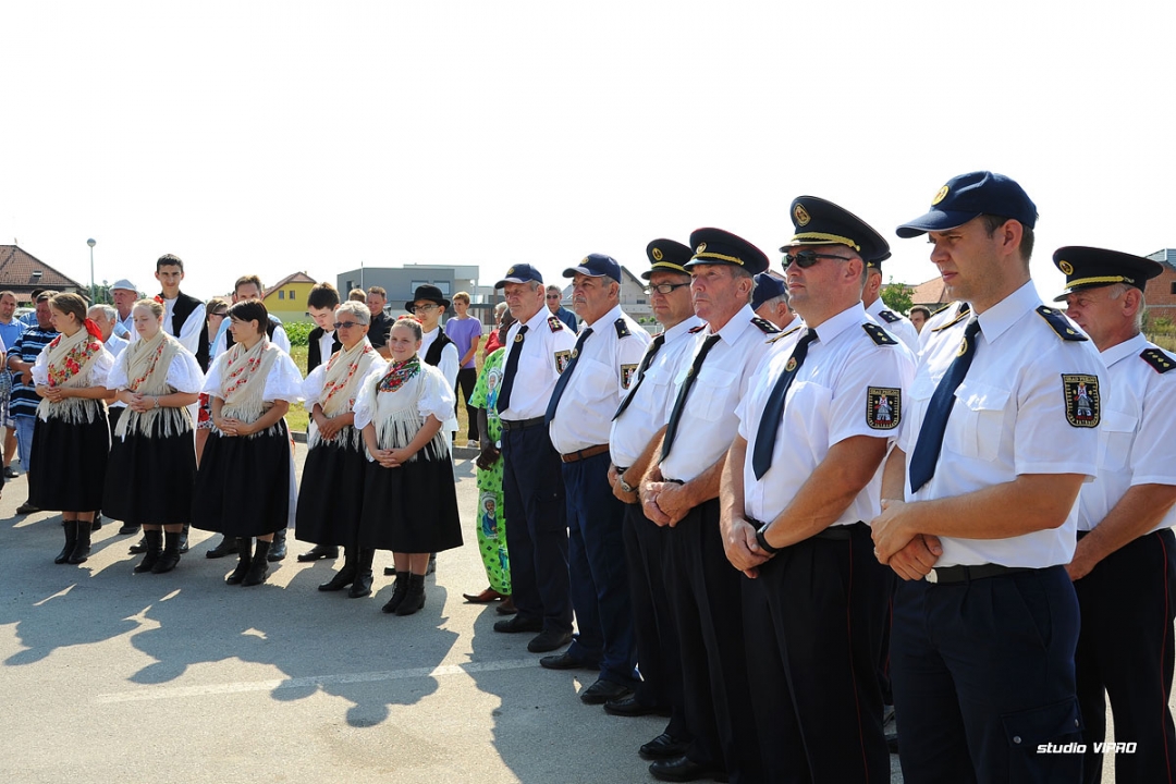 303512664dsc8088181427