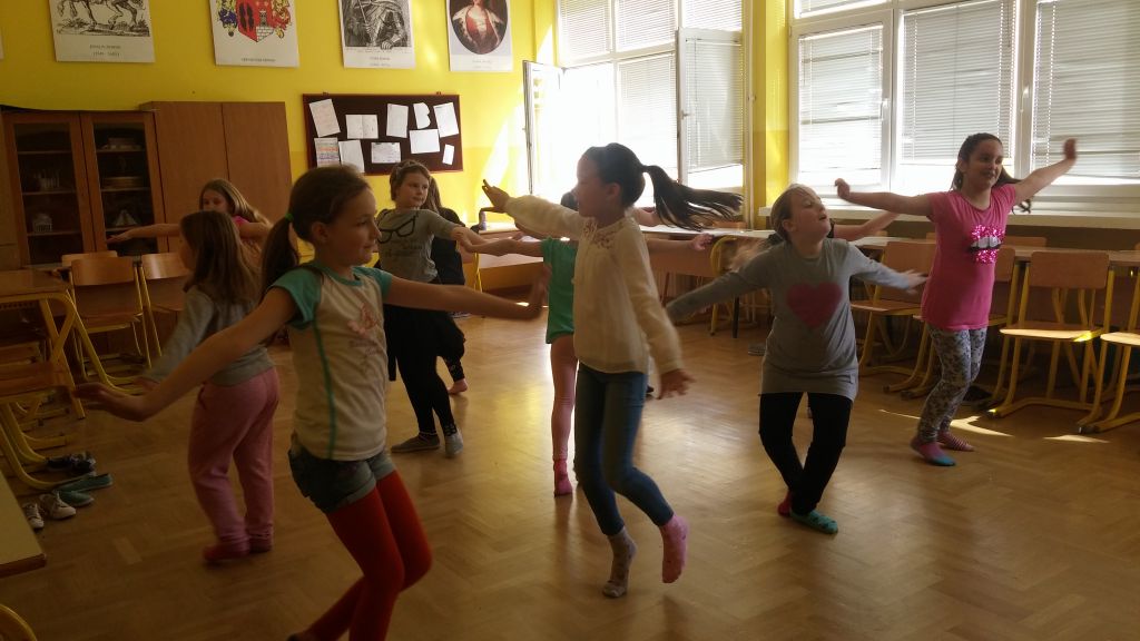 20170321102850843581