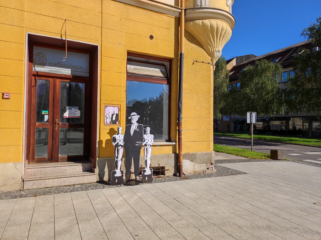 INSTALACIJE Chuch Norris, Branko Lustig, David Bowie samo su neke od ličnosti koje možete zateći u središtu Čakovca!