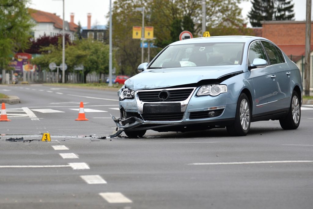 nesreca3904831533281