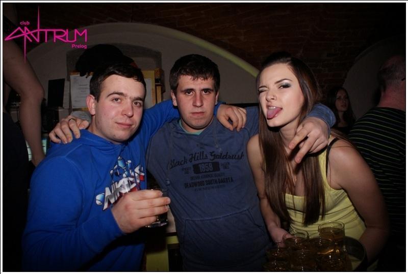 slika0056 Antrum (Subota, 5.1.2013.) slika0056 Antrum (Subota, 5.1.2013.)