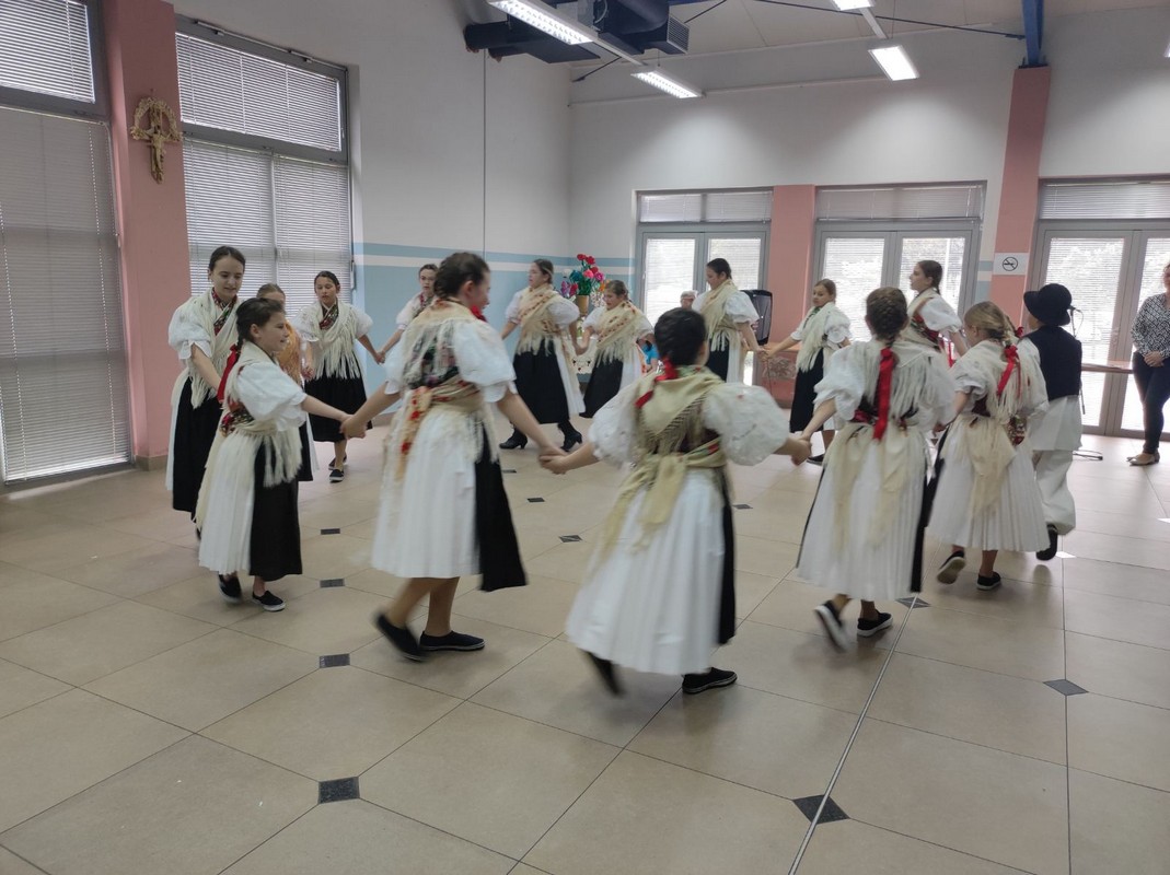 Majčin dan u Podbrestu