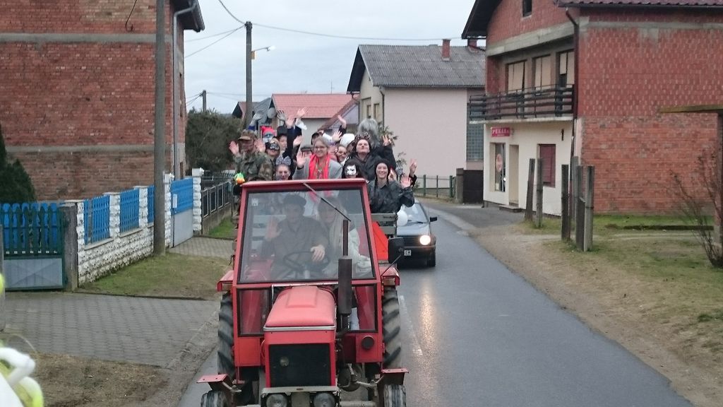 povorkastraktorima219917