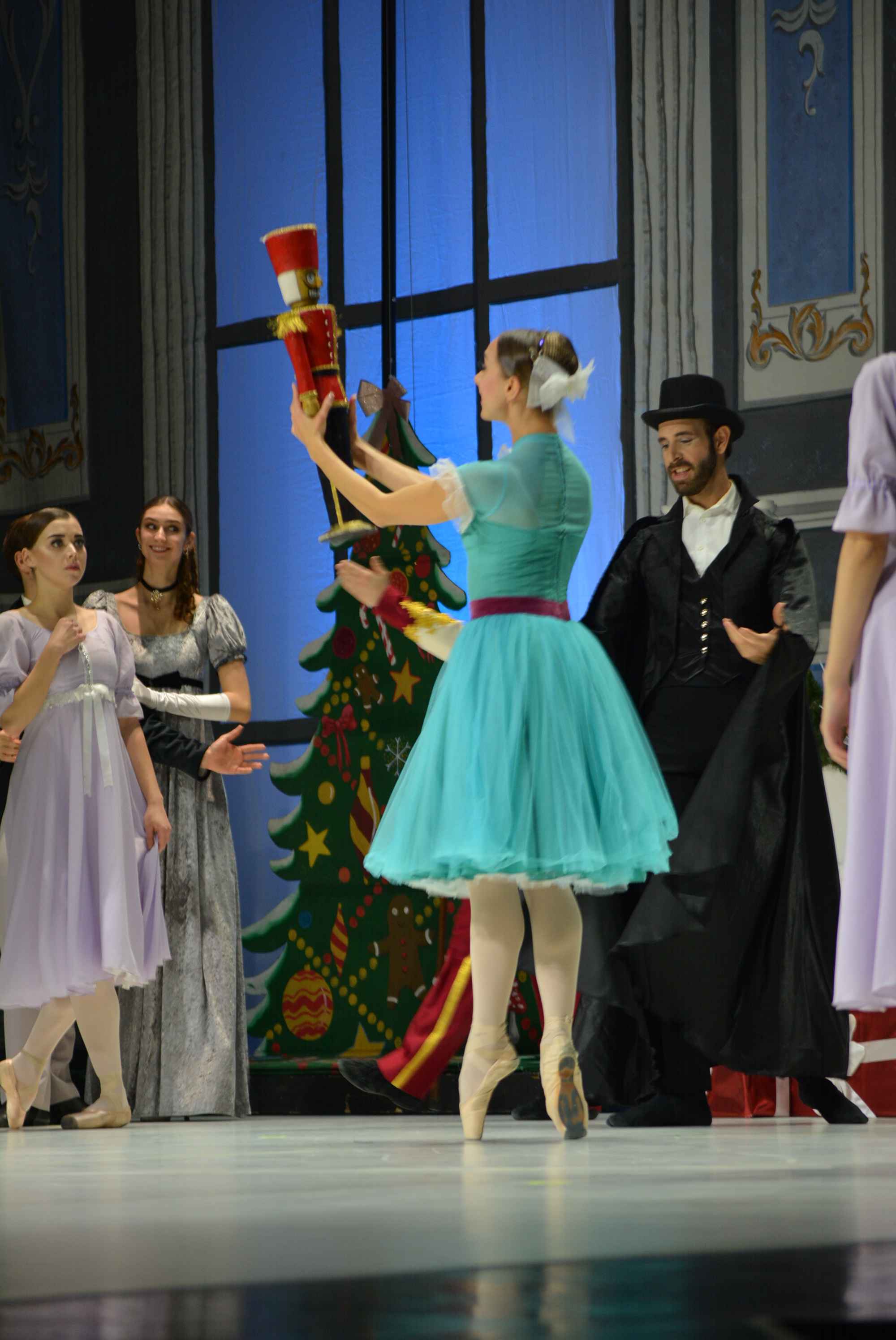 FOTO/VIDEO Spektakularna izvedba ‘Orašara’ – Ukrainian classical ballet oduševio čakovečku publiku FOTO/VIDEO Spektakularna izvedba ‘Orašara’ – Ukrainian classical ballet oduševio čakovečku publiku