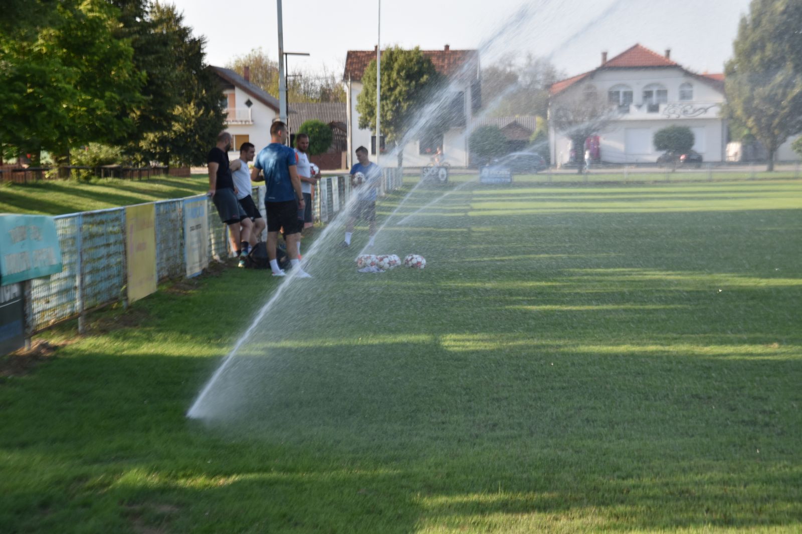 Navodnjavanje i zamjena reflektora na nogometnim terenima NK-a Dubravčan