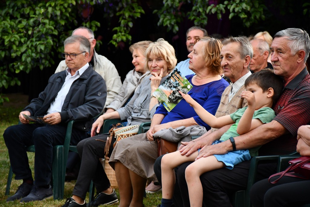 BILO JE ZA PAMĆENJE Koncert ‘Slavenski u Kraljevom vrtu’