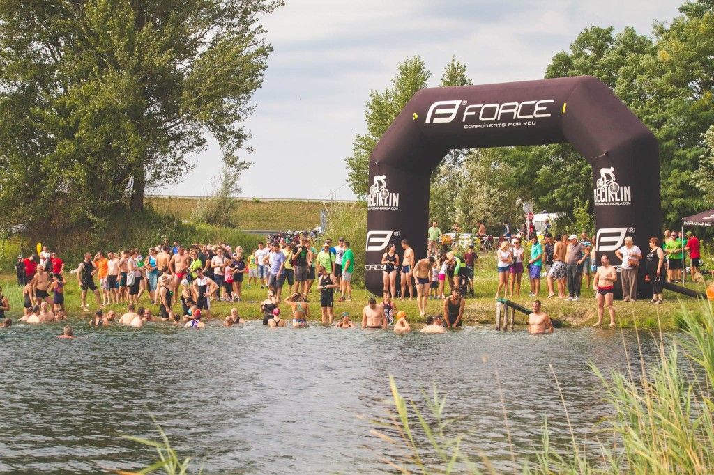 2062625010209505576257012377444