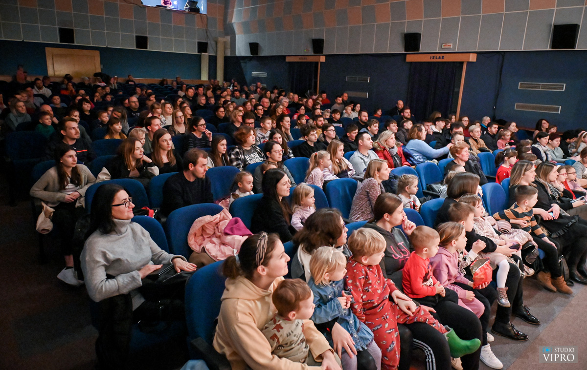PRELOG Dječje gradsko kazalište Čakovec razveselilo publiku Doma kulture