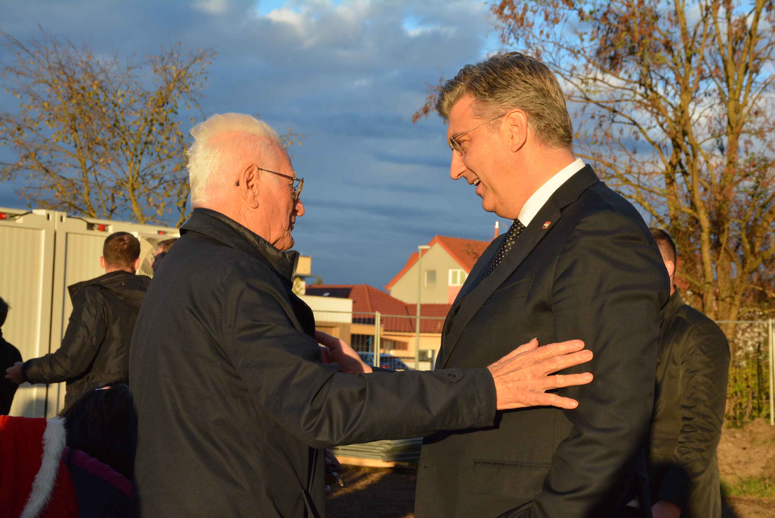 FOTO/VIDEO Važan dan za Međimurje: Postavljen kamen temeljac za novi Regionalni edukacijsko-rehabilitacijski centar u Čakovcu