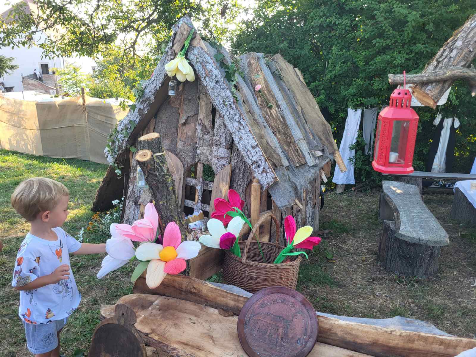 NA KOPRVNIČKIM BEDEMIMA Renesansni festival i ove godine privukao mnoštvo posjetitelja NA KOPRVNIČKIM BEDEMIMA Renesansni festival i ove godine privukao mnoštvo posjetitelja