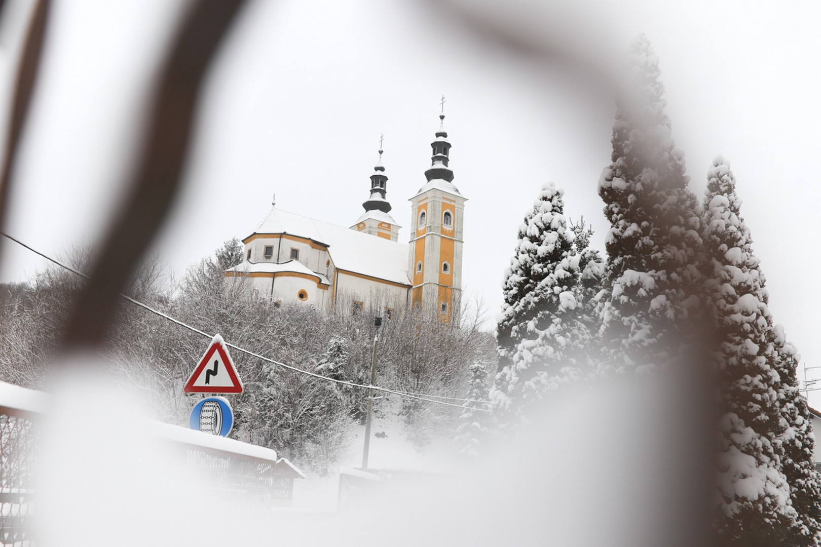 Mađerkin breg pokriven snijegom