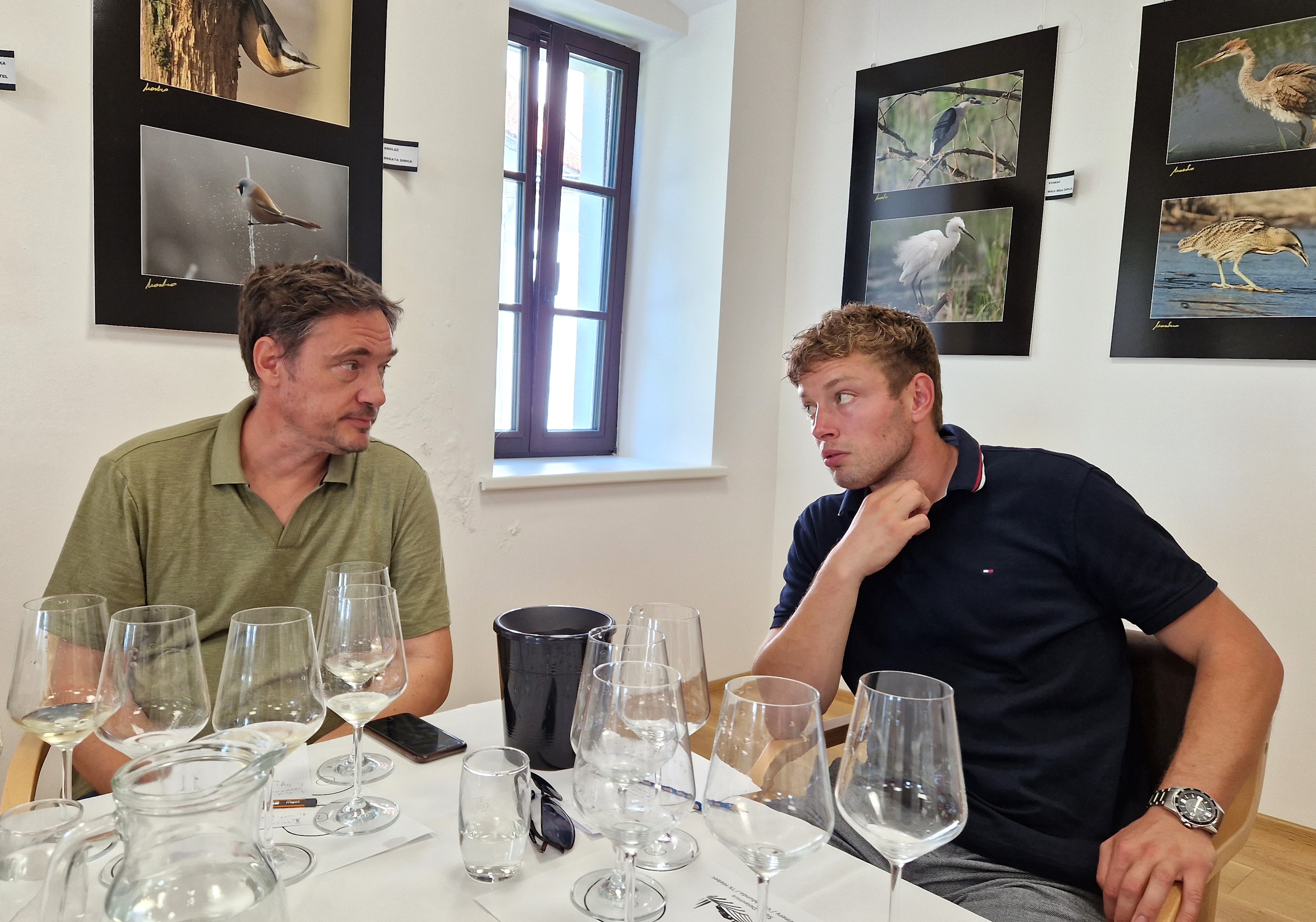 MEĐUNARODNA RADIONICA I DEGUSTACIJA Kušačima je bilo ponuđeno pet setova kvalitetnih vina