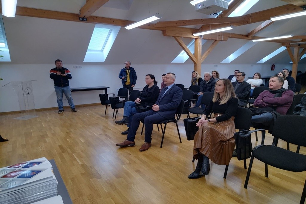 MEV ČAKOVEC Podijeljene su zahvalnice sudionicima tribine ‘Međimurske sportske legende’