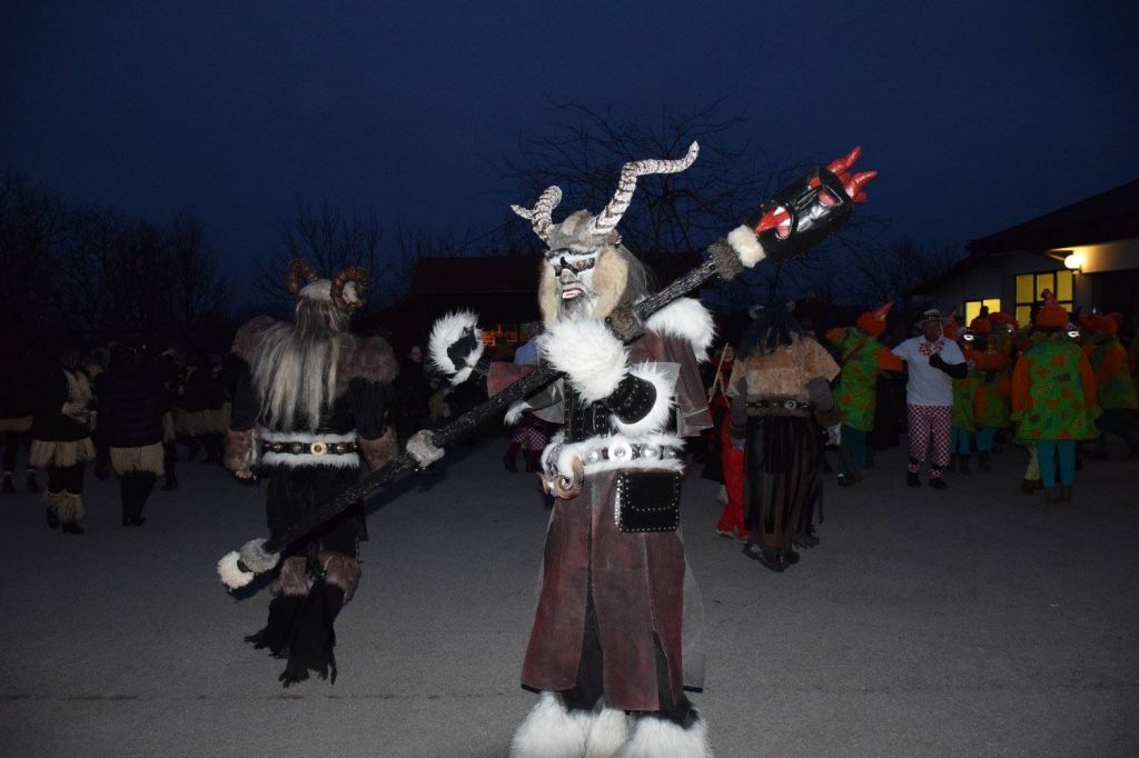 2702379110641863670669325539201085936872441o848973