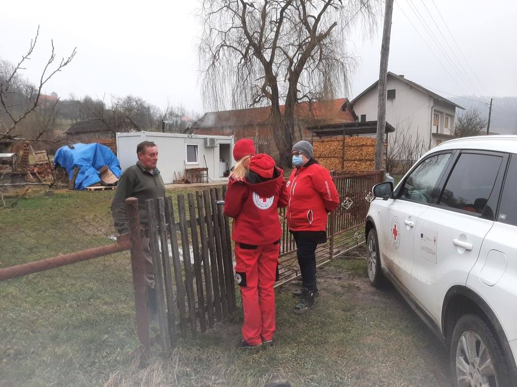 FOTO I ovog tjedna su naši timovi Crvenog križa na potresom pogođenom području