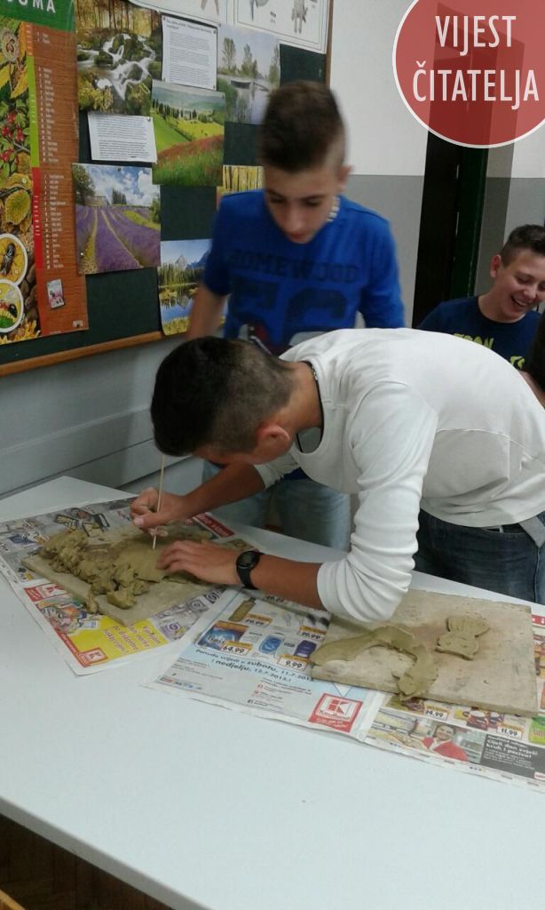 cc5d992d37de43cd91f17f80ee68ed2