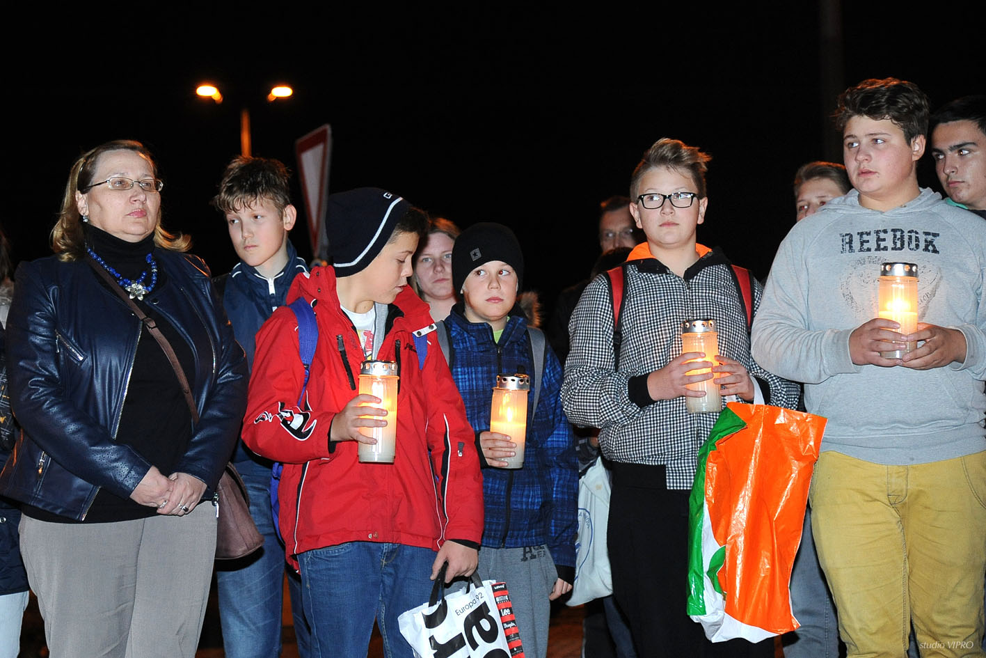 262310409dsc9032393686