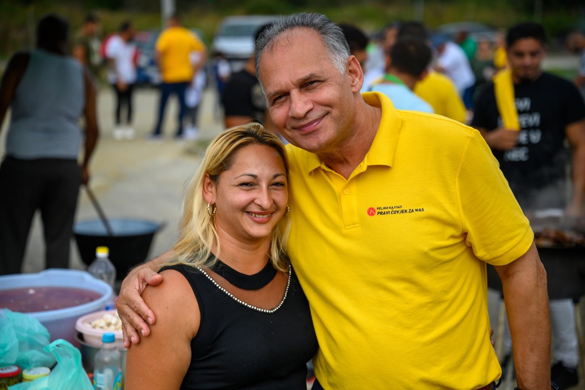 Veljko Kajtazi, Suzana Krčmar, Sitnice,