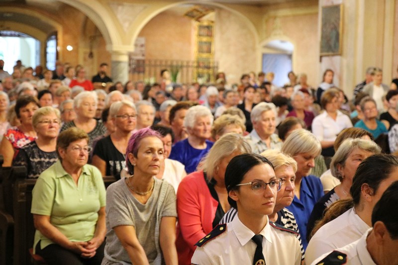 Biskup Mrzljak predvodio euharistijsko slavlje u Svetoj Mariji