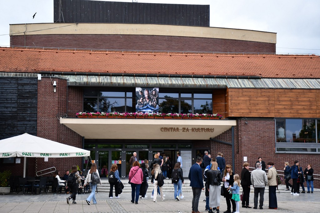 BILO JE SAVRŠENO Čakovečki gimnazijalci priredili pravu glazbenu rapsodiju