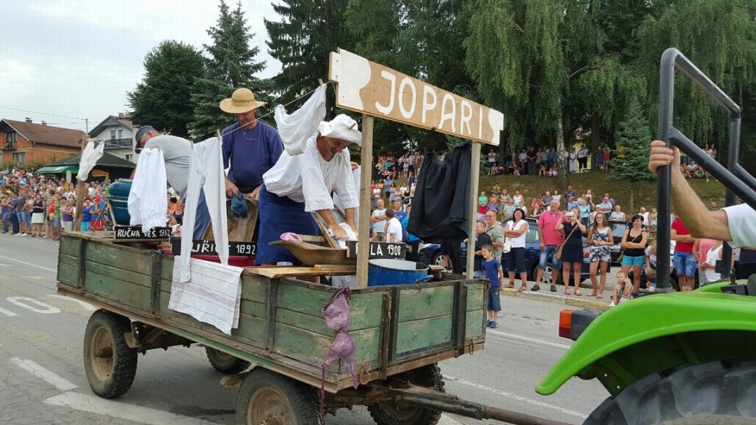 daniturizmasvetimartinnamuri134