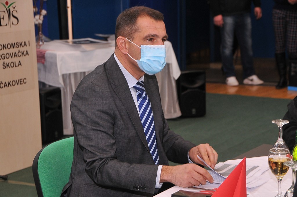 FOTO Održan prijem za umirovljene učitelje, nastavnike i suradnike u obrazovanju