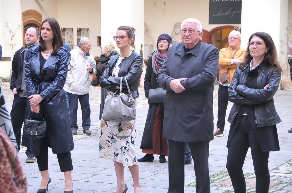 Izložba slika, skulptura i fotografija Stephana Lupina