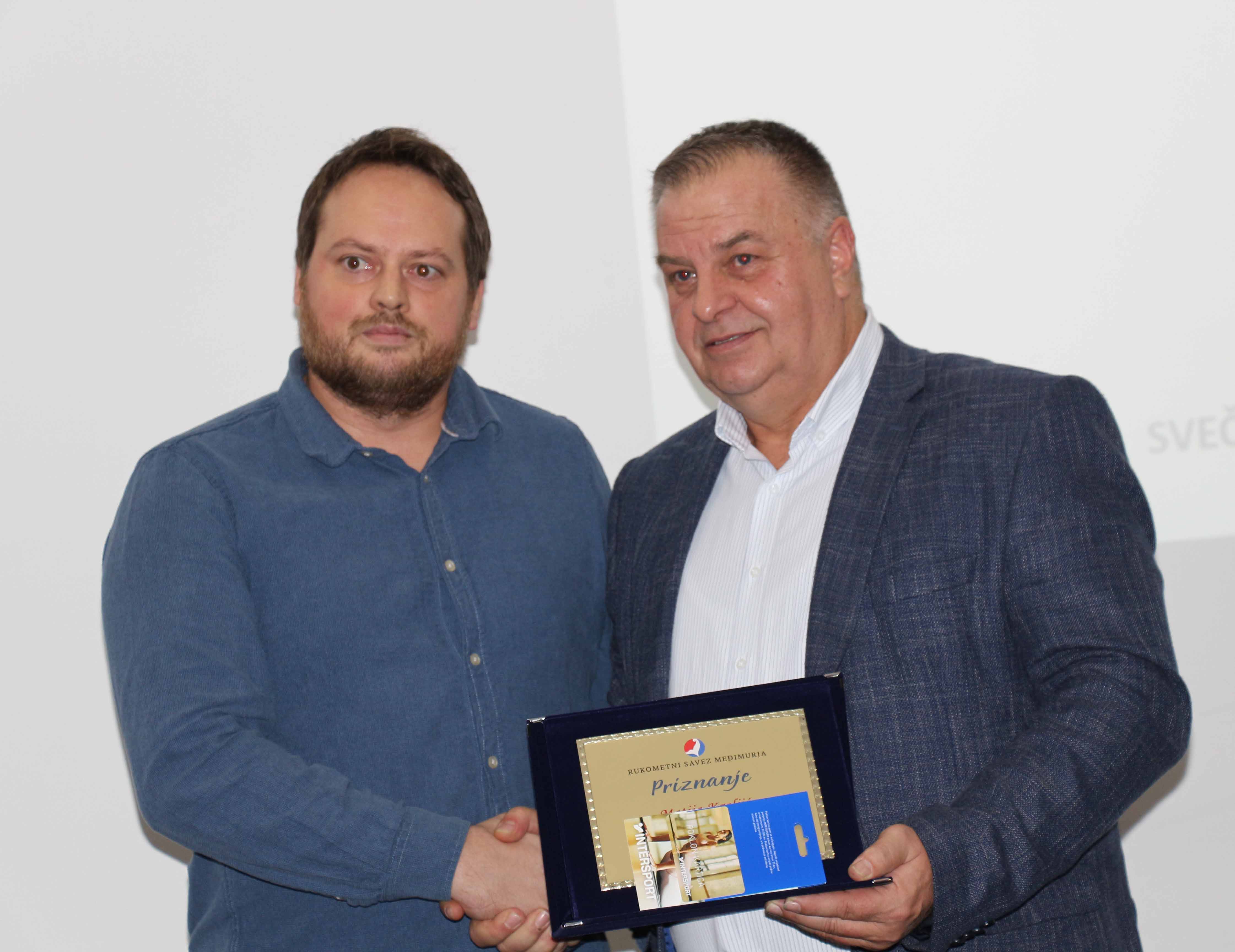 RUKOMETNI SAVEZ MEĐIMURJA Najboljim međimurskim rukometašima proglašeni Marta Kozjak i Mateo Hozjan! RUKOMETNI SAVEZ MEĐIMURJA Najboljim međimurskim rukometašima proglašeni Marta Kozjak i Mateo Hozjan!