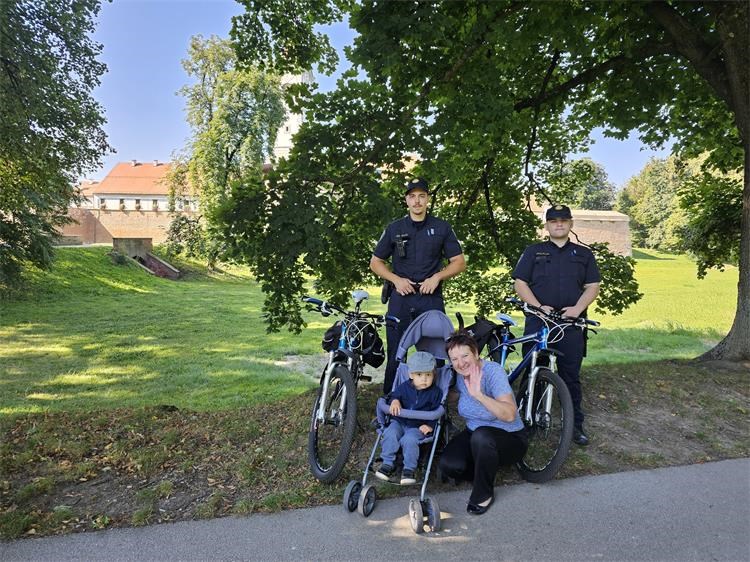 Policijaci na biciklima u Čakovcu