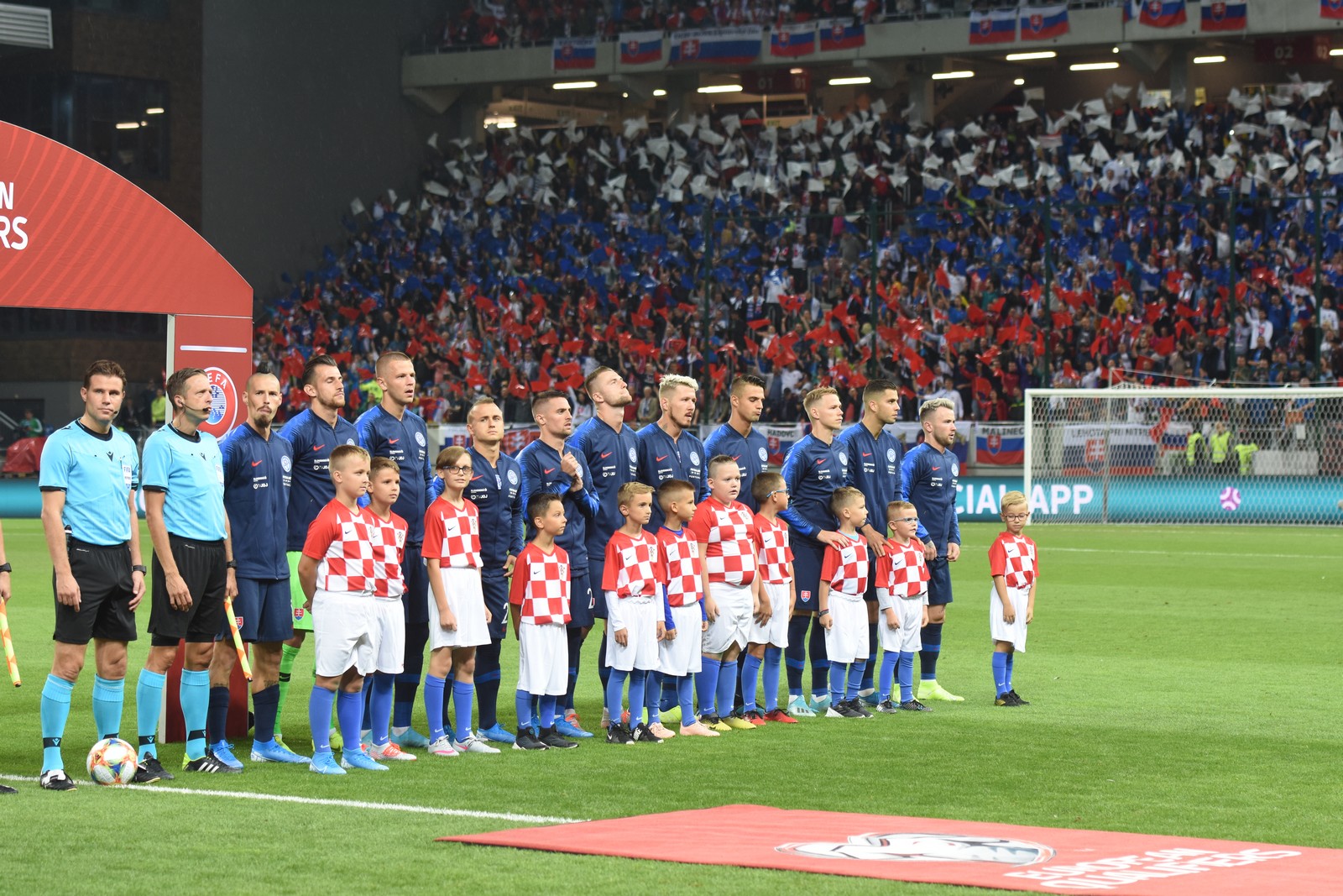 Image 3833533 (auto) Image 3833533 (auto)