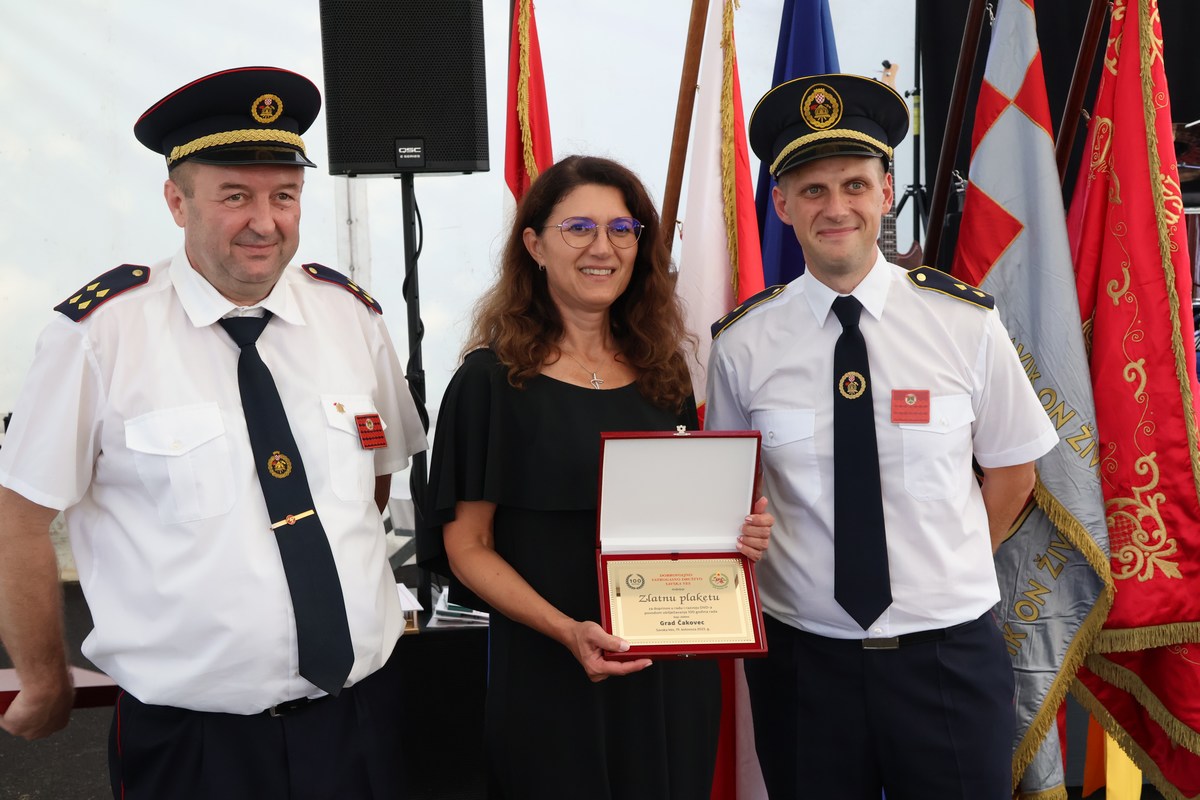 VELIKA PROSLAVA DVD Savska Ves proslavilo 100. obljetnicu predanog rada