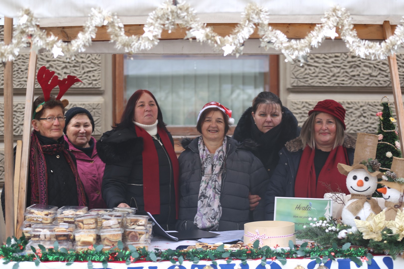 KLIKOM PO ČAKOVCU Bliži se Božić – prava blagdanska atmosfera u centru Čakovca