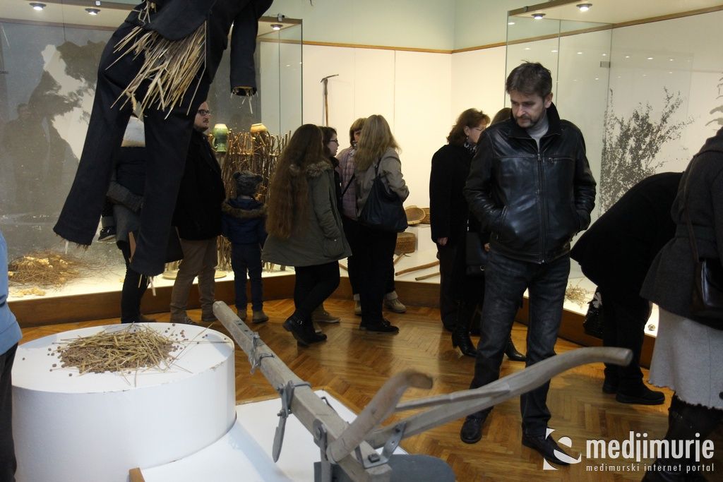 nocmuzejacakovec0044890964